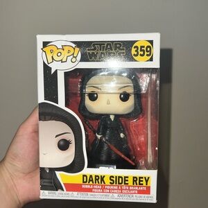Dark Side Rey POP! 359